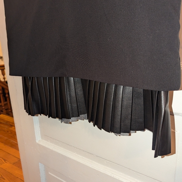 Karl Lagerfield Black Dress - Picture 4 of 5